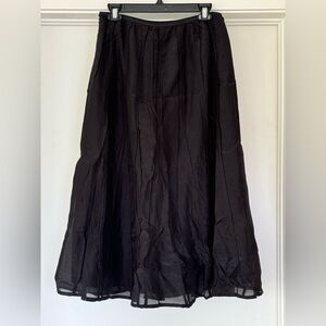 Zozo size 8 black midi lightweight full skirt